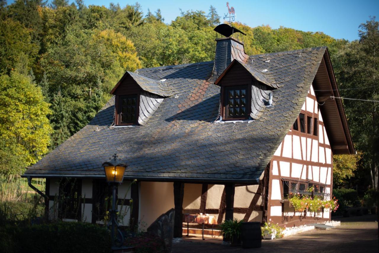 Gaestehaus Eponada Weisel Exterior photo